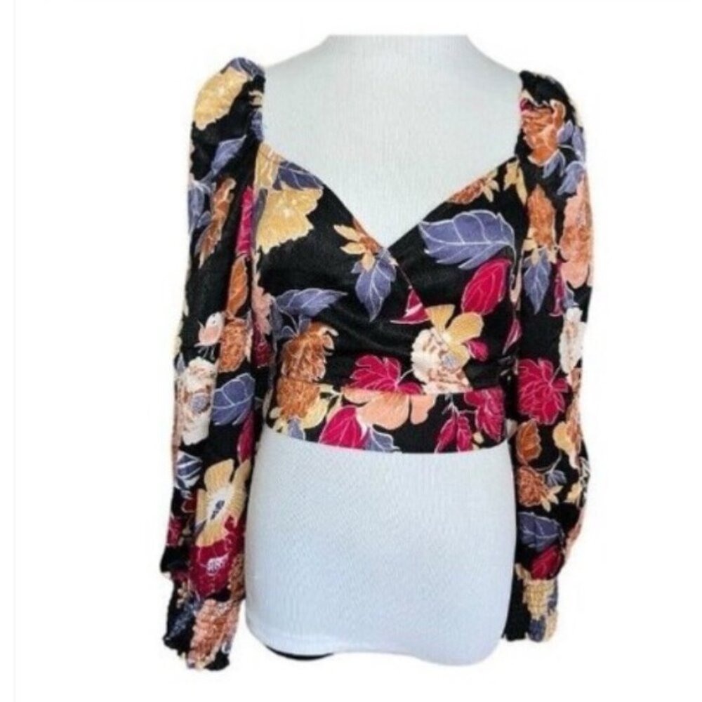 Band of the Free NWT Camille Berry Floral Crossover Top Sz Small Womens Black